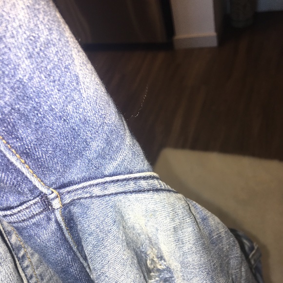 Distressed boyfriend jeans - Picture 5 of 6